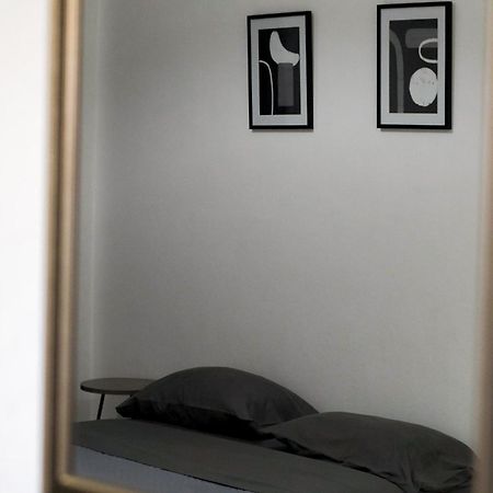 Pink Sand Sea Apartment Adelianos Kampos Esterno foto